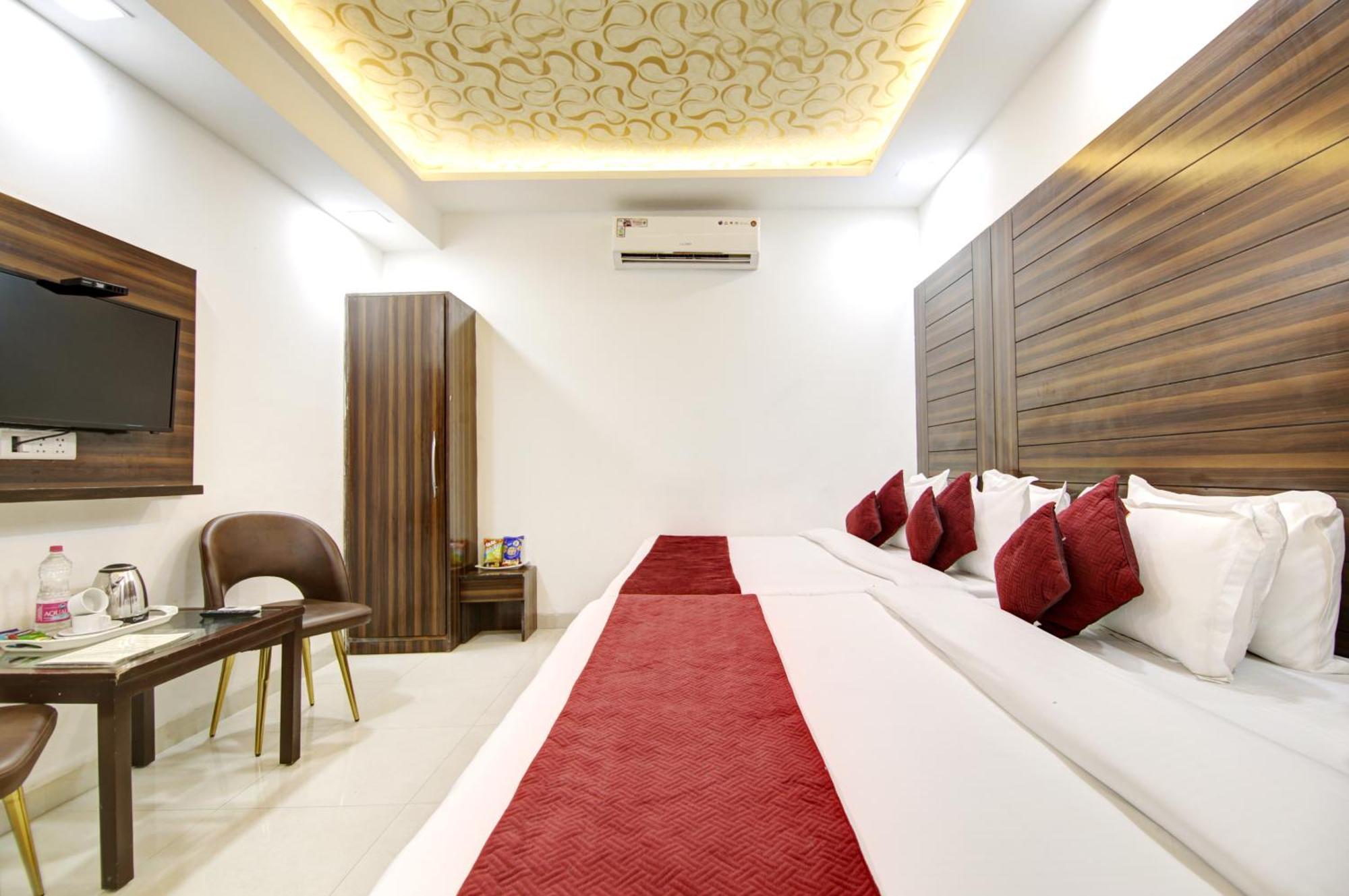 Airport Hotel Chanakya Delhi Yeni Delhi Dış mekan fotoğraf