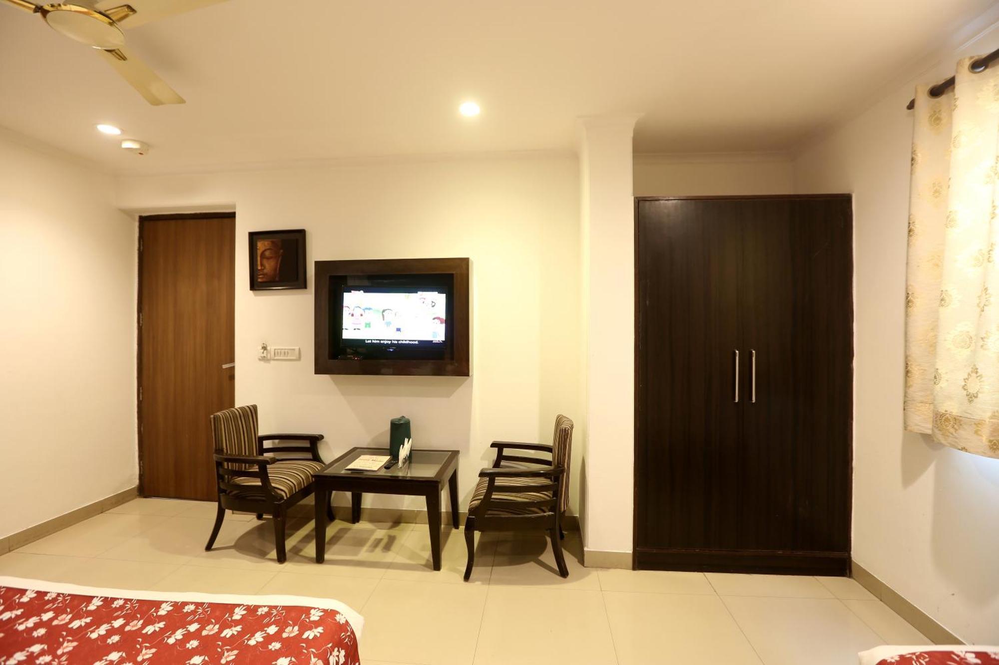 Airport Hotel Chanakya Delhi Yeni Delhi Dış mekan fotoğraf